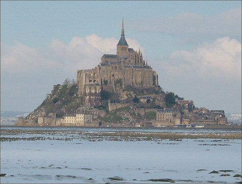 Mont Saint Michel in the snow (very unusual) 