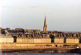 ramparts and town/cathedral Saint Malo